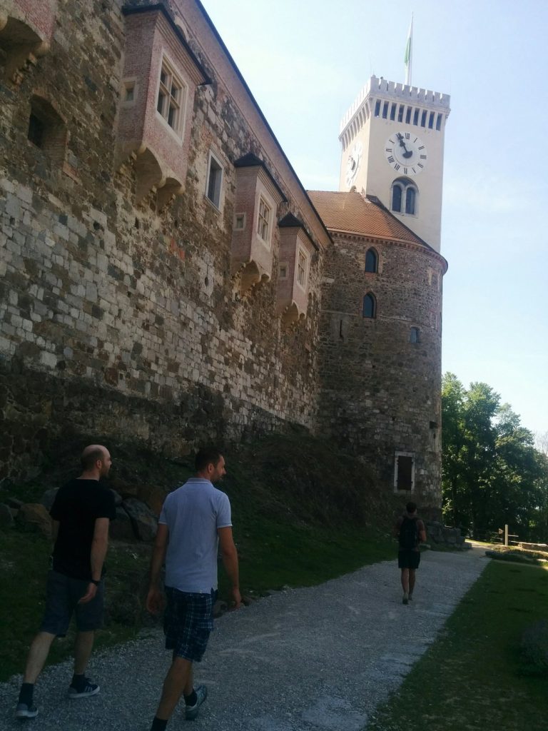 Die Burg auf dem Berg.